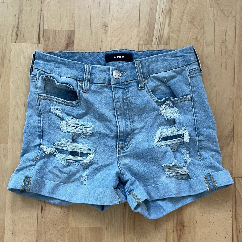 Hi-Rise l Denim Shorts